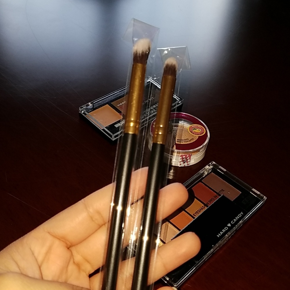 SALE ❣NEW❣6 piece makeup set - Picture 7 of 7